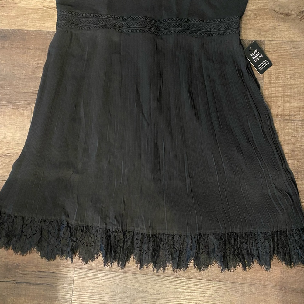 Express dress - Picture 5 of 6